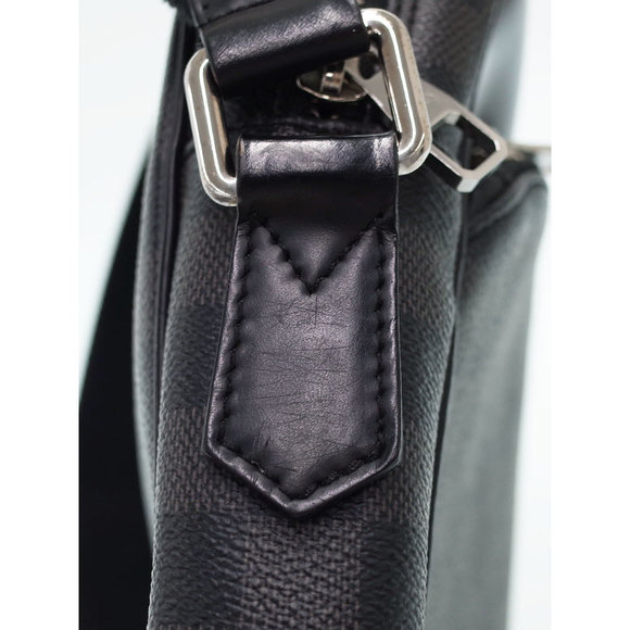 Louis Vuitton Graphite Black Shoulder PM Dayton Bag Damier - Picture 6 of 8